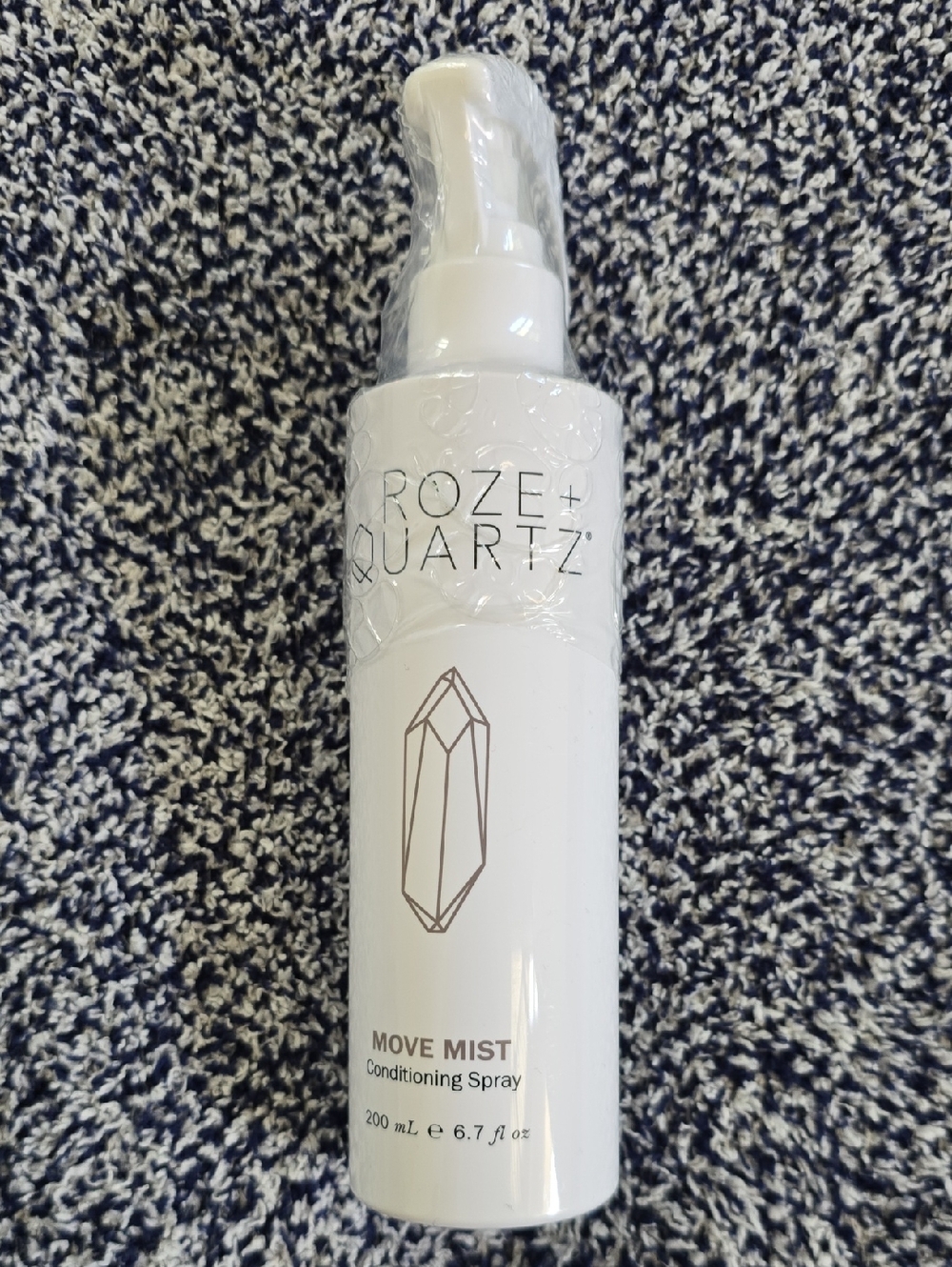 Roze + Quartz Move Mist Conditioning Spray
